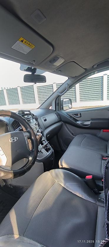 мат з: Hyundai Grand Starex: 2010 г., 2.5 л, Автомат, Дизель, Минивэн — 4