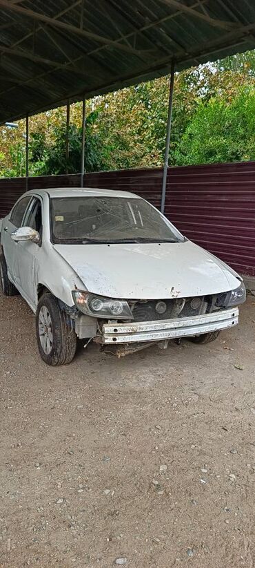 авто фольксваген поло: Qəzalı satılır real alıcı narahat eləsin qiyməti razılaşma yolu ilə
