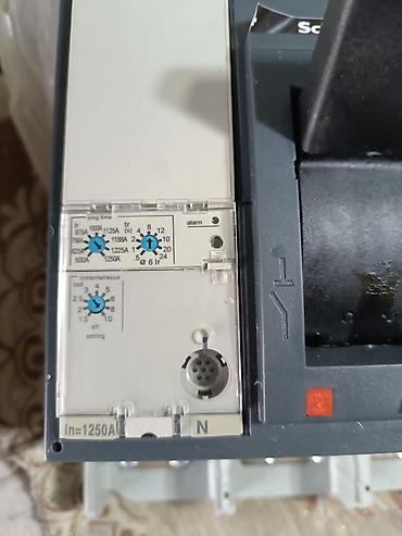 Generatorlar: 1600A avtomat 1100 manat, 1250A — 4