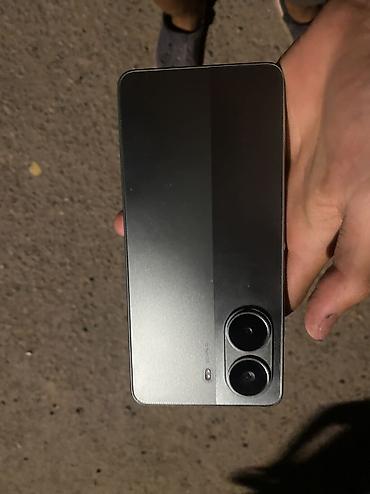 philips xenium: Смартфон с плоскими гранями и экраном с центральным вырезом под — 5