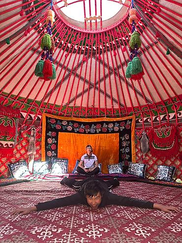 Аренда юрт: Аренда юрты, Каркас Деревянный, 75 баш, С полом, Стулья, Казан — 9