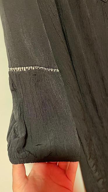 stitch devojka: Crna tunika, predivnog svilenkastog materijala, lepo pada, 3/4 rukavi — 8