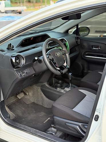 Продажа авто: Toyota Aqua: 2020 г., 1.5 л, Вариатор, Гибрид, Хэтчбэк — 7