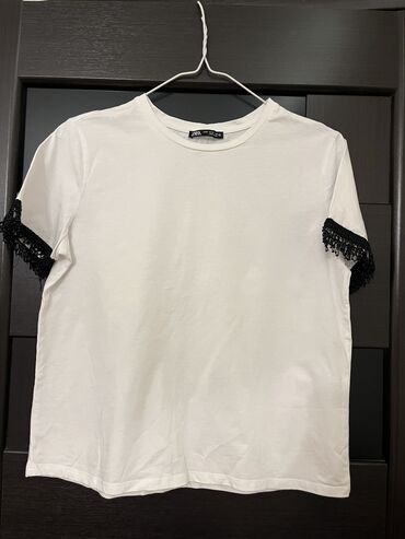 Səsgücləndiricilər, qulaqlıqlar və mikrofonlar: Zara qolları muncuqlu tişört. ölçüsü m-dir S M razmere olur az — 3