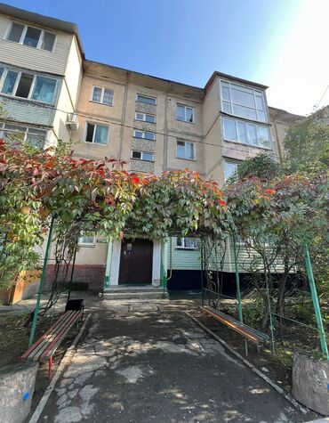 квартиры в районе пишпек: 3 бөлмө, 58 кв. м, 104-серия, 2 кабат, Евроремонт