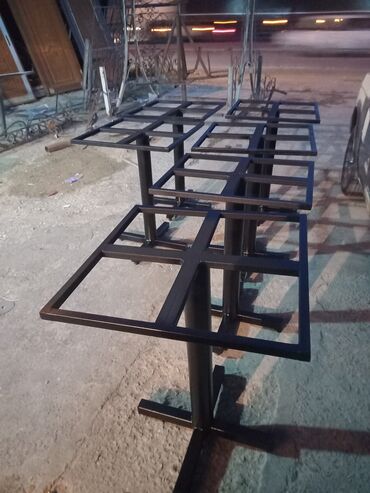bar oturacaqi: Bar masası, Yeni, Açılmayan, Metal, Kvadrat masa