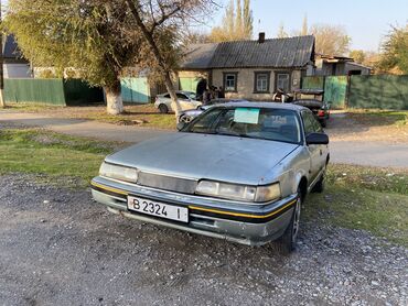 Mazda: Mazda 626: 1989 г., 2 л, Механика, Бензин, Хэтчбэк