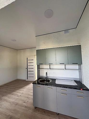 сниму однокомнатную квартиру: 30 м², 1 комната, Ак-Жар ж/м, Только парням — 8