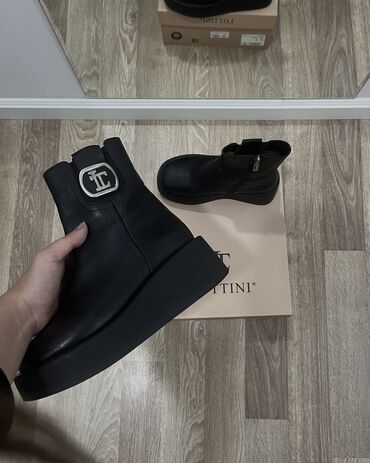 qiz ucun botlar: Ölçü: 36, rəng - Qara, Yeni