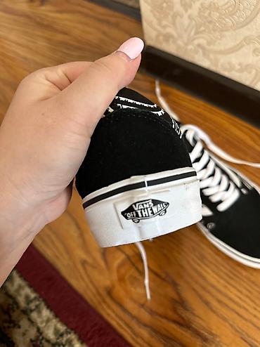 stud 5000: Мужские кроссовки, 42, Vans, Новый, цвет - Черный, Самовывоз, Платная доставка — 5