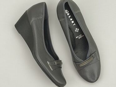 t shirty emporio armani damskie: Flat shoes for women, 41, Galant, condition - Perfect