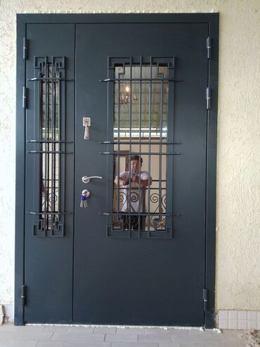 Бронированные двери на заказ: Под заказ — 10