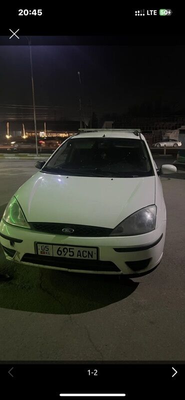 купить маленькую машину недорого: Ford Focus: 2002 г., Хетчбек