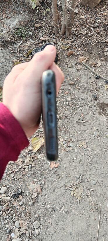 Digər mobil telefonlar: Smartfon + qoruyucu keyslə A13 qara reng 32 gb 3ram AZ işledilib - — 9