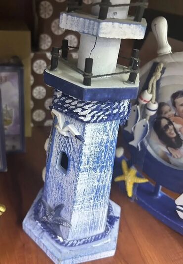 Masaüstü dəstlər: Qələm qabları satılır.Çeşidlər çoxdur. Spiderman,MickeyMouse,Hardman — 20