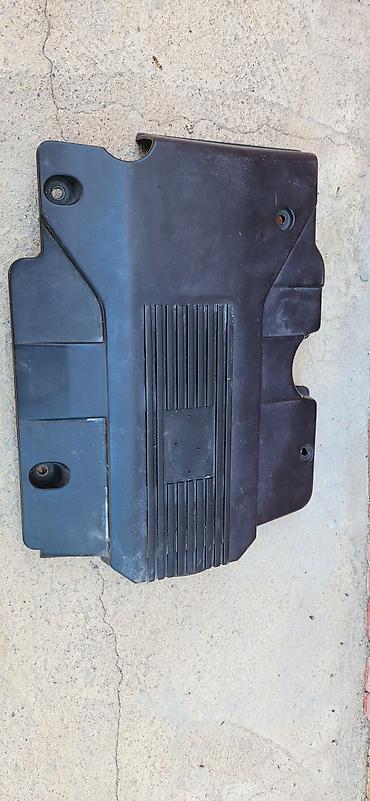 Другие автозапчасти: Продаю запчасти на Тойота аристо ' Редуктор 10000 Крышка двигателя — 11