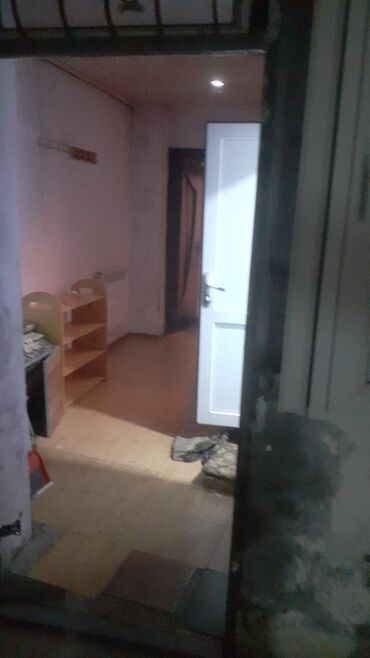 Uzunmüddətli kirayə evlər: 60 kv. m, 2 otaqlı, Telefon, Su, Qaz -da lalafo.az — 24 Uzunmüddətli kirayə evlər: 60 kv. m, 2 otaqlı, Telefon, Su, Qaz — 24