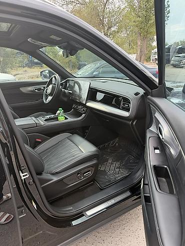work kiwami: GAC GS8 (второе поколение), черный SUV 7 мест. Кузов и экстерьер: - — 7