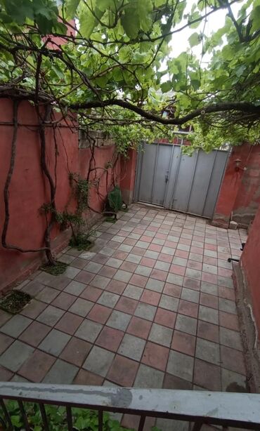 kirayə həyət evləri yasamal: 2 kv. m, 2 otaqlı, Kombi, Qaz, İşıq