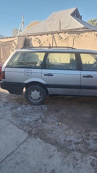 Volkswagen: Volkswagen Passat Variant: 1990 г., 1.9 л, Механика, Дизель, Универсал — 2