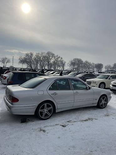 Mercedes-Benz: Mercedes-Benz E-Class: 2001 г., 4.3 л, Автомат, Бензин, Седан — 2