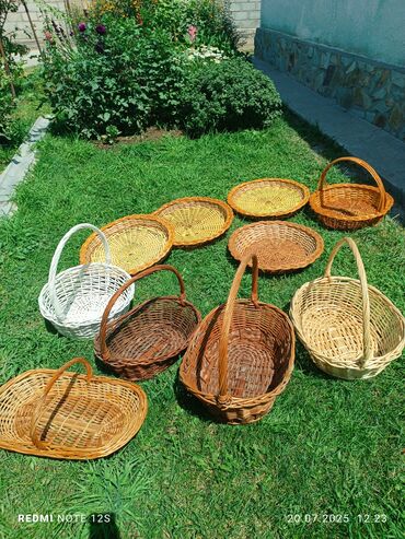 баки для мусора: Корзины продаются