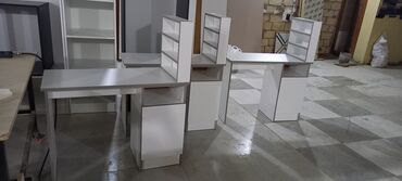 Salon masaları: Yeni, Manikür üçün masa
