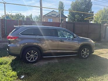 Унаа сатуу: Toyota Highlander: 2019 г., 3.5 л, Вариатор, Гибрид, Кроссовер — 2