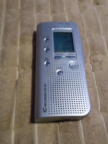 cena blutut slusalice: **Sony IC Recorder ICD-B7 digitalni diktafon** Kompaktan digitalni — 6