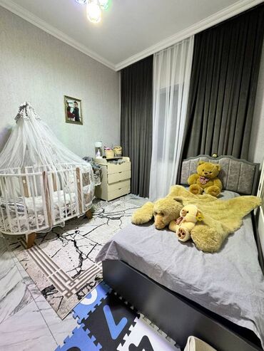 Həyət evləri və villaların satışı: Şüvəlan qəs. 4 otaqlı, 130 kv. m, Yeni təmirli — 6