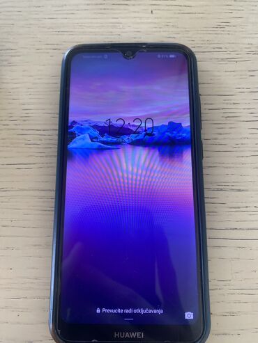 zvucnici za kucu: Huawei Y6, 64 GB, color - Burgundy, Wireless charger