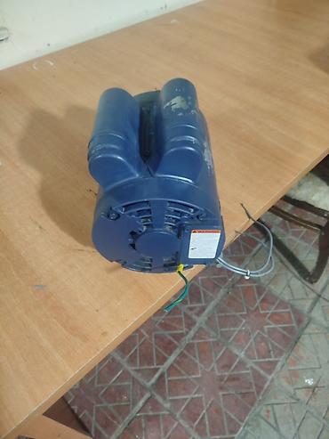 380 volt matorlar: Məhsul: Elektrik mühərriki (kəmər kasnaqlı) Təsvir: - Gövdə rəngi — 1
