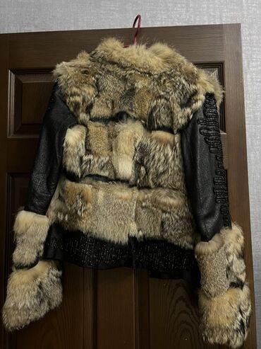 Toy paltarları: Ağ rəngli zərif gəlinlik - Model: baldırdan enən düz/yarı-fleyta — 31