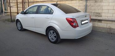 Chevrolet: Chevrolet Aveo: 1.4 l | 2014 il 170 km Sedan