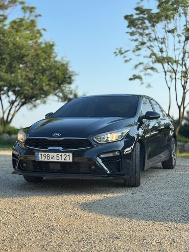 капият машина: Идеальное состояние Kia K3 (седан), темно-серый металлик - Кузов