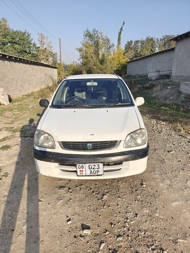 Toyota: Toyota Raum: 2000 г., 1.5 л, Автомат, Бензин, Хэтчбэк