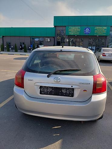 электр авто: Toyota Corolla: 2002 г., 1.6 л, Кол менен иштөөчү, Бензин, Хетчбек — 2