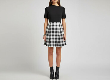 sukienka biała z czarnymi wstawkami: Women`s dress, size L