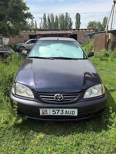 харриер 1998: Toyota Avensis: 2002 г., 2 л, Механика, Бензин, Хэтчбэк — 1