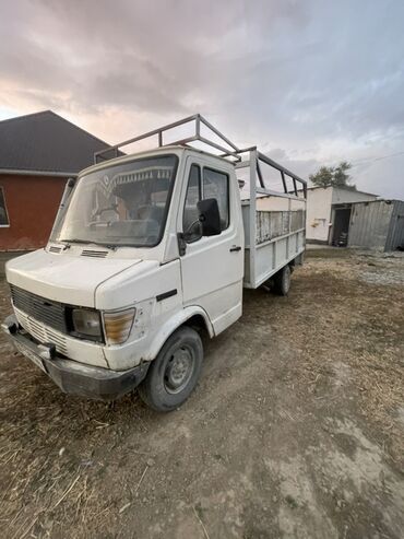 Легкий грузовой транспорт: Легкий грузовик, Mercedes-Benz, Стандарт, 2 т, Б/у