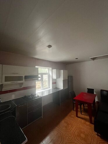 Uzunmüddətli kirayə evlər: 100 kv. m, 3 otaqlı, Kanalizasiya, Kombi, Qaz — 6