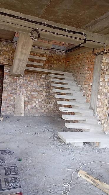 Бетонные лестницы: Бетонная лестница Для дома, Гарантия, Форма лестницы: Много-маршевая, Стиль: Хайтек — 11