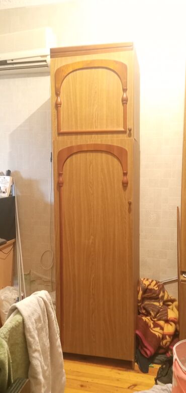 Dolablar: İşlənmiş, Açılan, 6 qapı Düz dolab, Qarderob, paltar dolabı, Rusiya — 4