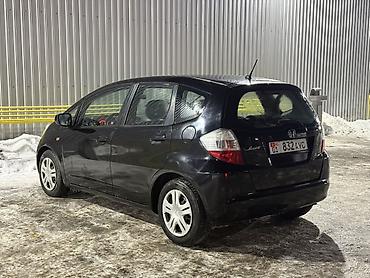 Honda: Honda Jazz: 2010 г., 1.3 л, Механика, Бензин, Хэтчбэк — 7