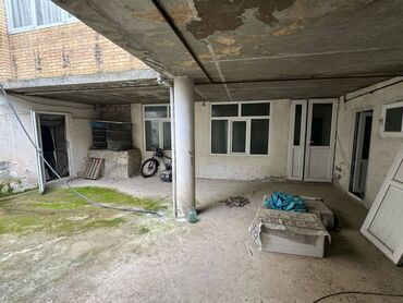 Həyət evləri və villaların satışı: 6 otaqlı, 309 kv. m, Kredit var, Orta təmir — 26