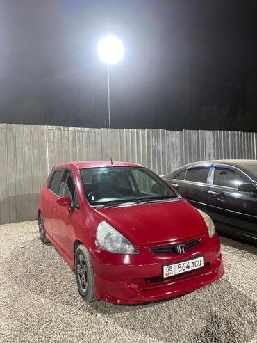 квадроцикл цена бу бишкек: Honda Fit: 2002 г., 1.3 л, Вариатор, Газ, Хэтчбэк