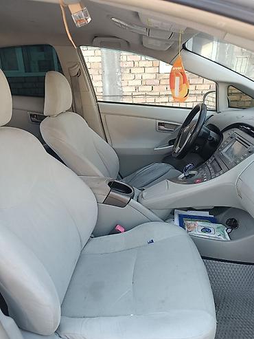 bruce 2r: Toyota Prius: 2012 г., Гибрид, Хэтчбэк — 7