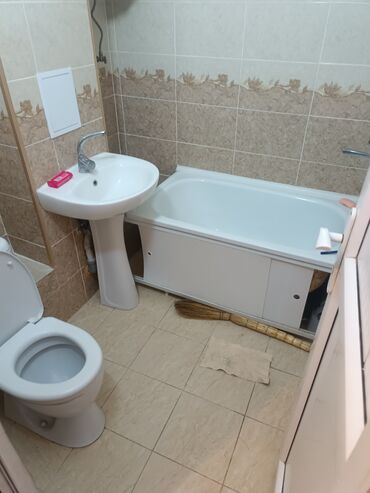 продаю 2 ком кв аламедин 1: 1 комната, 18 м², Индивидуалка, Косметический ремонт