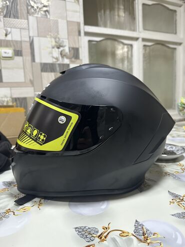 Motosiklet hissələri: Crown Racing Kask XL razmeridir Qutusu ile birlikde Açılmayıb