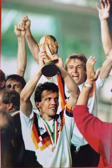 Kolleksiya kartları: Futbol azarkeşləri üçün möhtəşəm şəkillər — 16